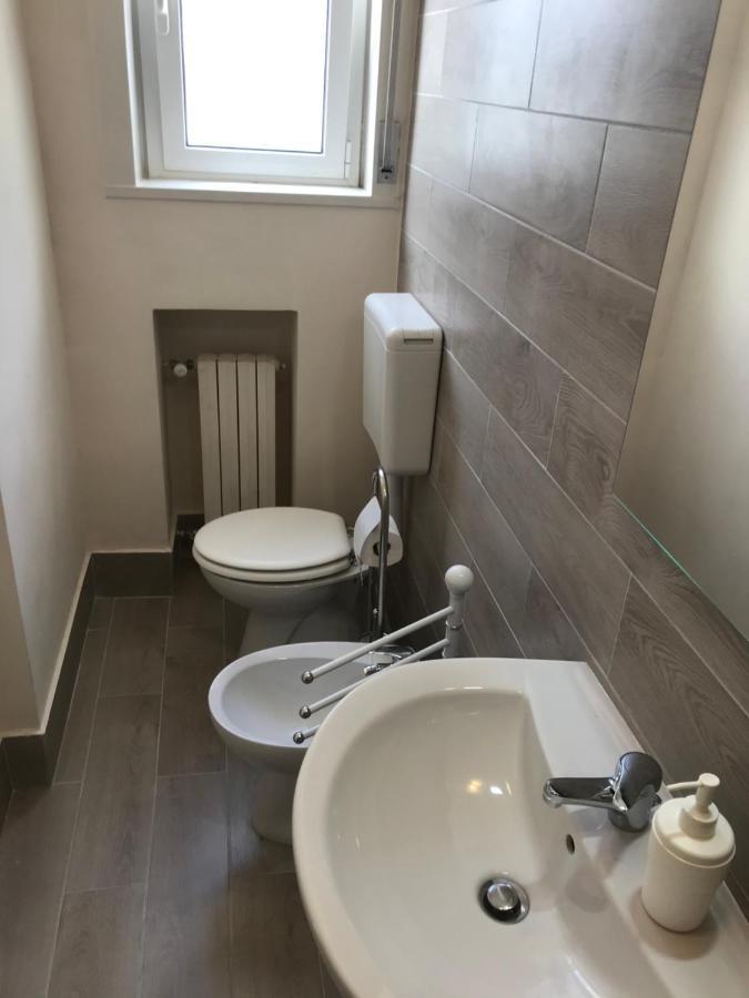 B&B Parco 2 Giugno Bari Bagian luar foto